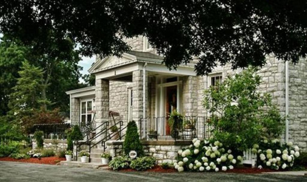 Hawthorn Bed And Breakfast Independence Eksteriør bilde